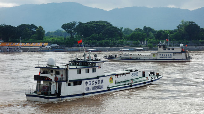 Tàu Trung Quốc tuần tra trên sông Mê Kông. Chụp màn hình NPR