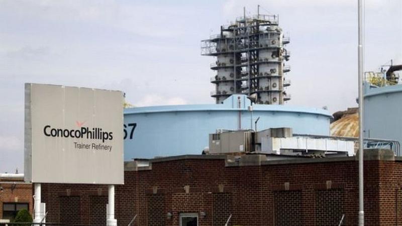 Bản quyền hình ảnh Getty Images Image caption Nhà máy lọc dầu của ConocoPhillips ở Pennsylvania, Mỹ