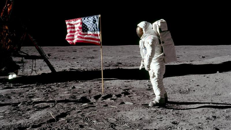 Con người đã đặt chân lên Mặt Trăng cách đây nửa thế kỷ. Trong ảnh là phi hành gia Mỹ Buzz Aldrin của chuyến bay lịch sử Apollo 11, ngày 20/07/1969.Neil Armstrong/NASA/Handout via REUTERS/File Photo